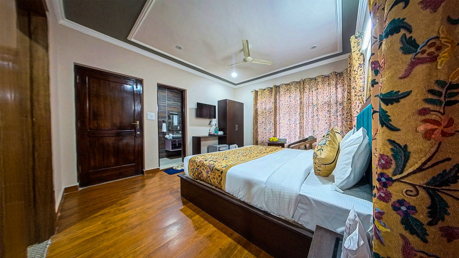 /s3/Hotel Hidden Leaf/ROOMSMODEL/ffx6w3k5glosx7bju.jpg