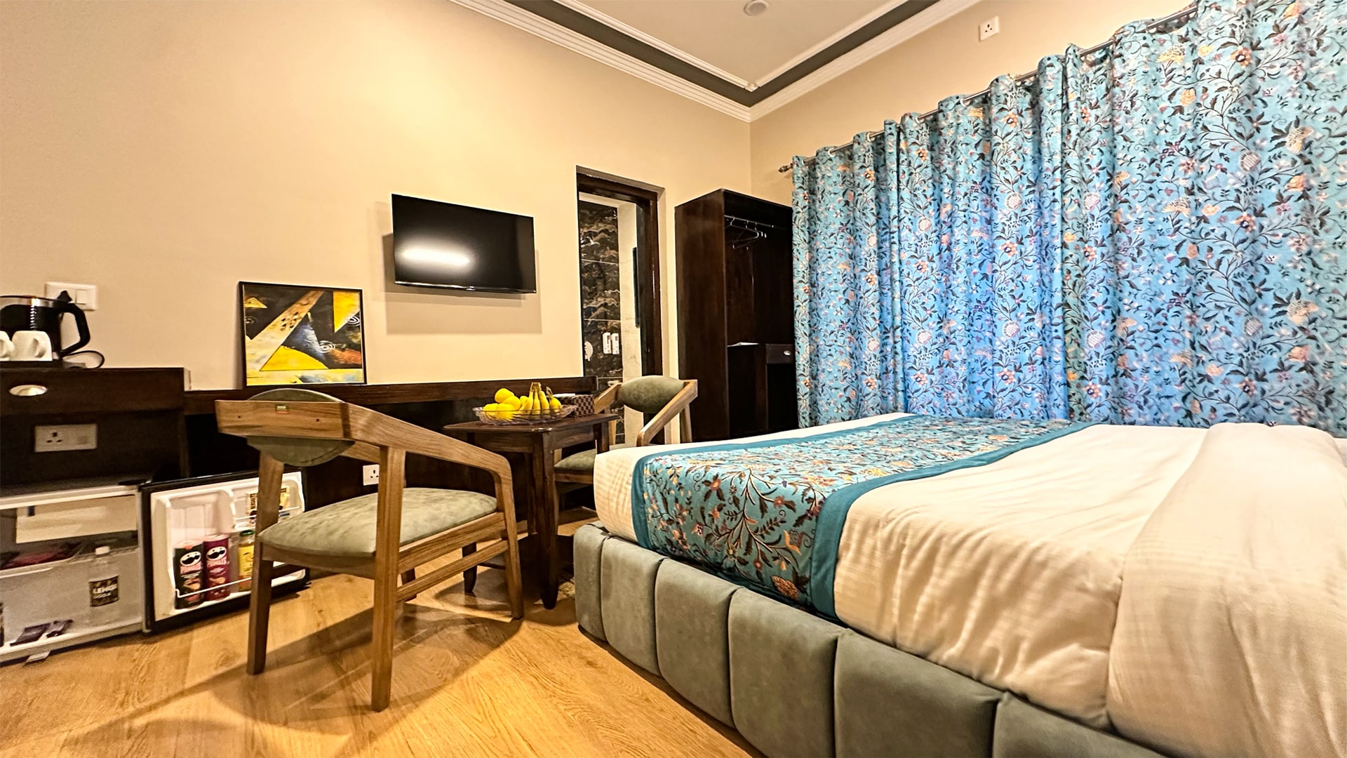 /s3/Hotel Hidden Leaf/ROOMSMODEL/ffx6w3k5glosxo52t.jpg